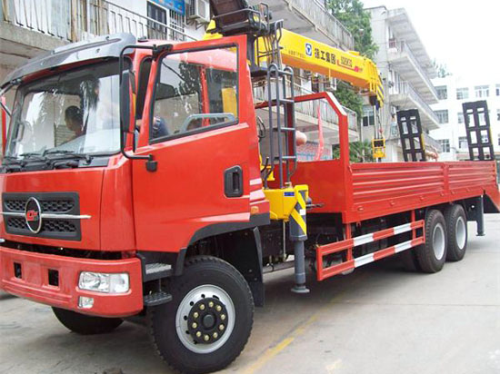 楚風后雙橋隨車吊