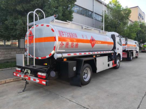 東風(fēng)天錦16.3方鋁合金運(yùn)油車（國(guó)六）