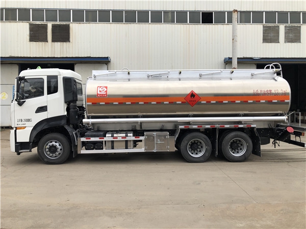 國六重汽汕德卡后雙橋23.5方鋁合金運油車