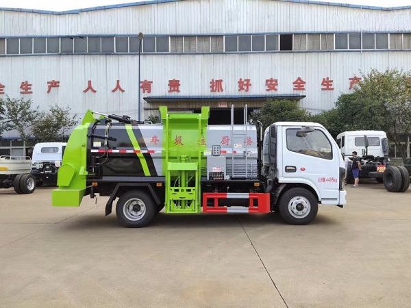 國六東風(fēng)5方餐廚垃圾車方罐