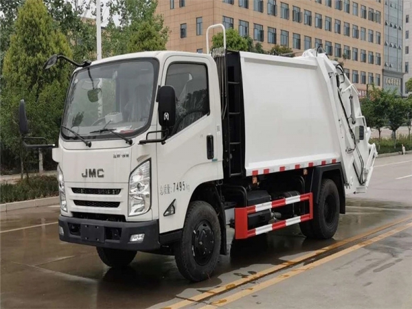 國(guó)六江鈴6方壓縮垃圾車