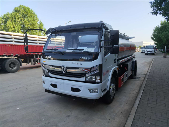 8噸東風(fēng)國六加油車 8噸東風(fēng)國六加油車