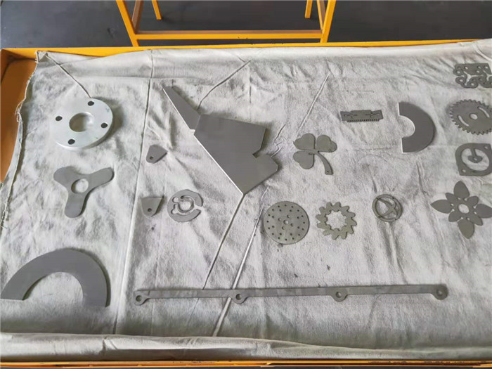 8噸東風(fēng)國六加油車 8噸東風(fēng)國六加油車